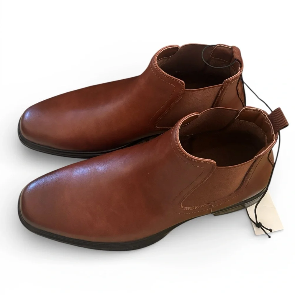 Perry Ellis Chestnut Brown Leather Ankle Boots Size 9 NIB